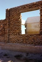 Elizabeth Bay: Views of old and deteriorating houses