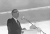 ONR_NEG_VONBACH_img_038078_thumb.gif